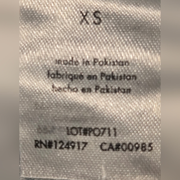 💚 NWT We Wore What Light Blue Denim Crop Top - Picture 9 of 10